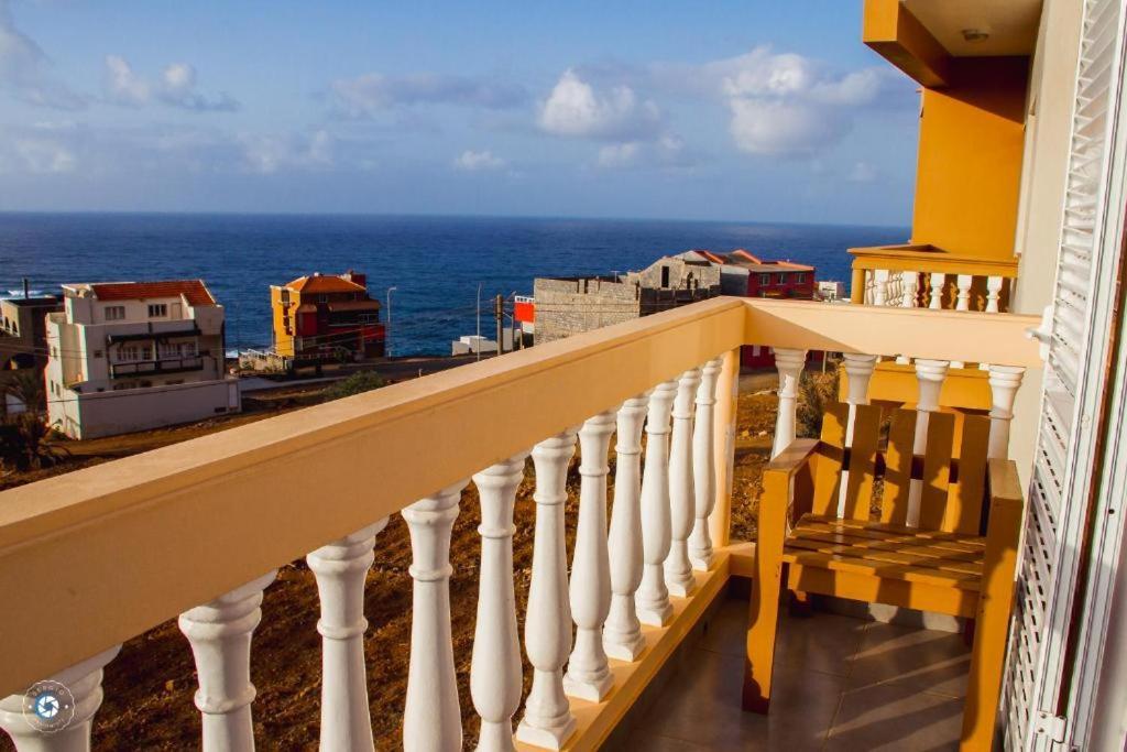 Bed and Breakfast Kolina D'Sol Ponta Do Sol Exterior foto